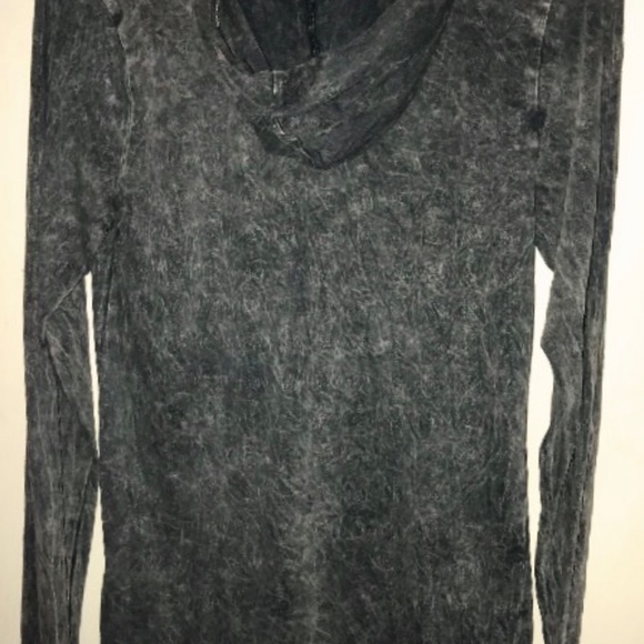 black long sleeve r-shirt with hood bedazzled wings and cross design - Picture 3 of 5